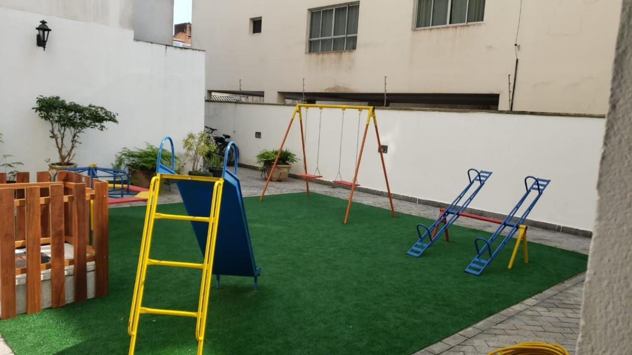 Apto Amplo, Arejado E Mobiliado Na Praia Da Enseada-과루자 외부 사진